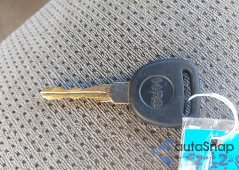 2002 Saturn L-Series L200 из США, поврежденный, VIN 1G8JU54FX2Y537154